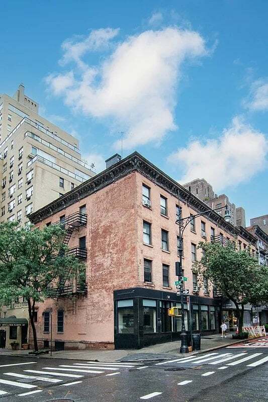 Building Photo - 400 E 53rd St