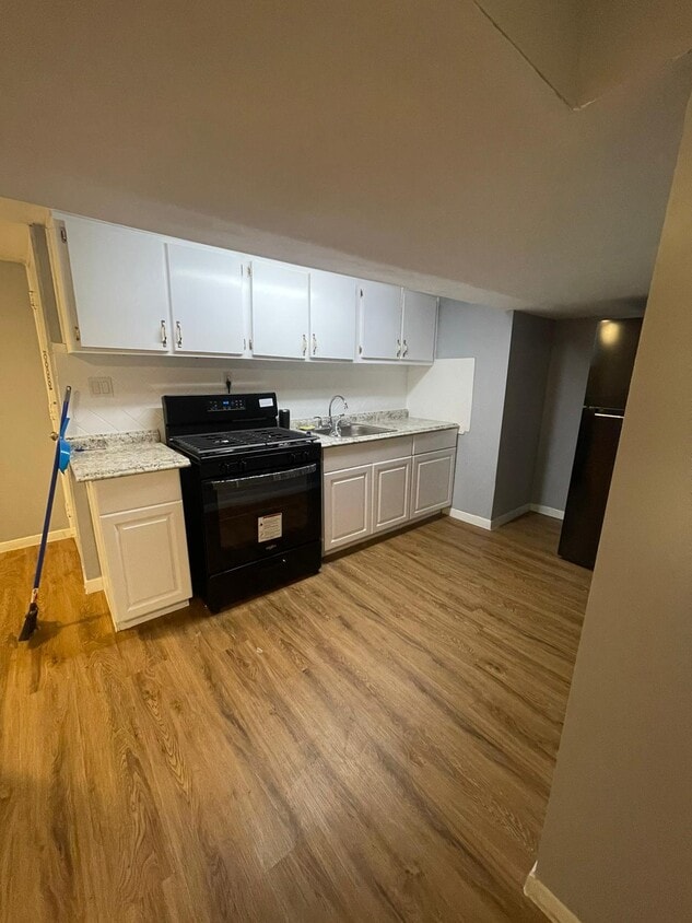 109 Randolph Ave Unit Basement, Jersey City, NJ 07305 Apartments in