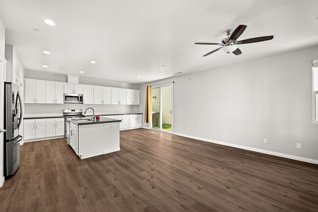 Foto del edificio - Beautiful Condo