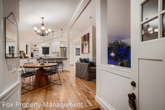 Foto del edificio - 2 br, 2 bath House - 1527 Marshall Road