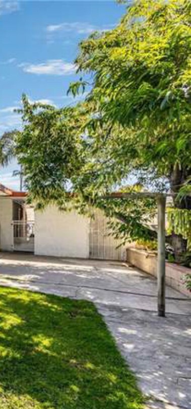Foto principal - 409 Balham Ave
