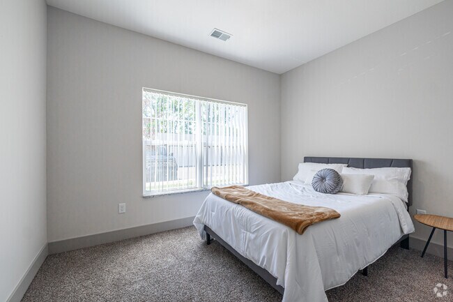 2BR, 2BA - 1,087SF - The Shoreline - Second Bedroom - Mona Shores Flats