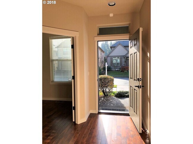 Foto del edificio - 3-Bedroom Home in SW Beaverton!