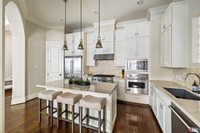 Foto del edificio - 1202 Wynden Commons Ln