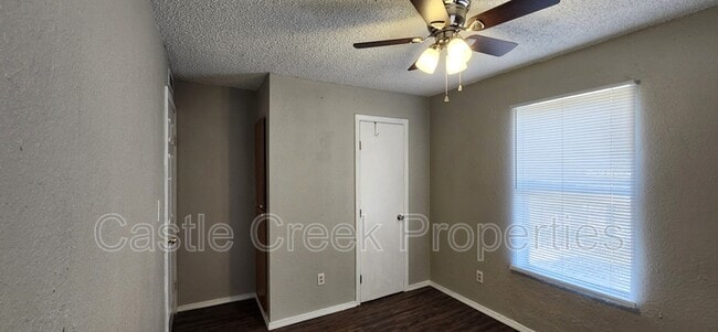 Foto del edificio - 2508 SE 12th St