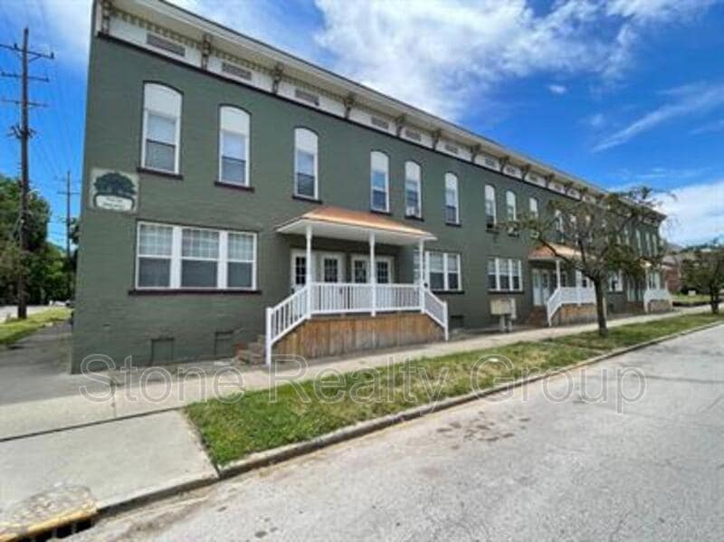 514 S 5th St, Terre Haute, IN 47807 Condo for Rent in Terre Haute, IN