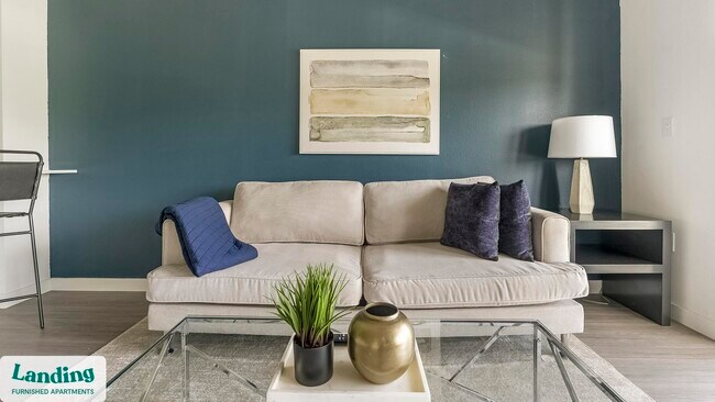 Foto del edificio - 7301 Lake Bank Lp