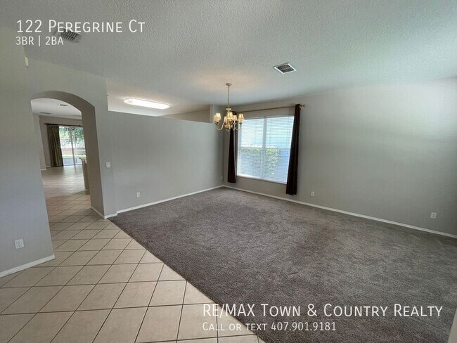 Foto del edificio - 122 Peregrine Ct