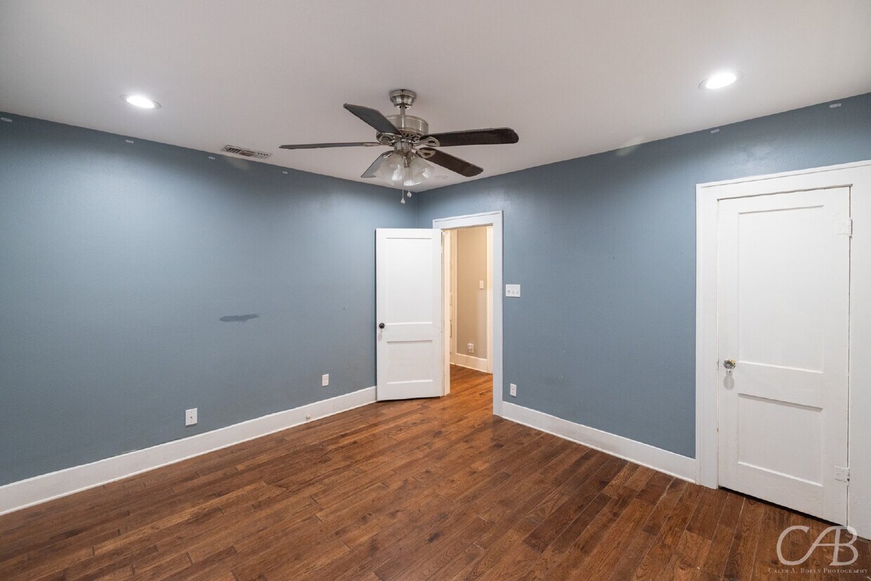 Primary Photo - For lease