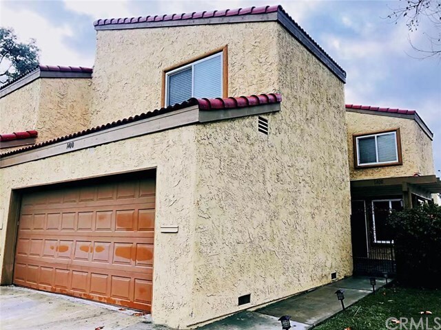 Primary Photo - 1400 Vista Grande