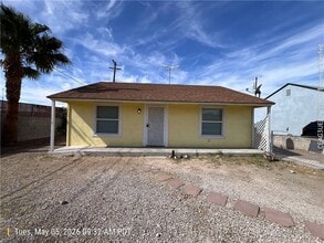 Building Photo - 404 Bonanza Way