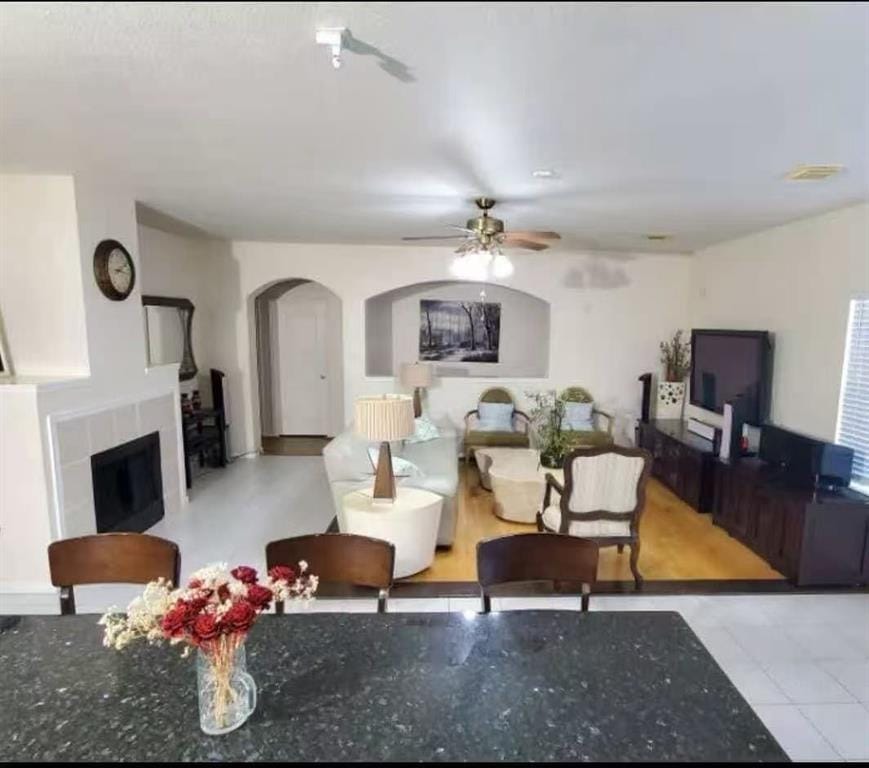 Foto principal - 2019 Bluffton Ln
