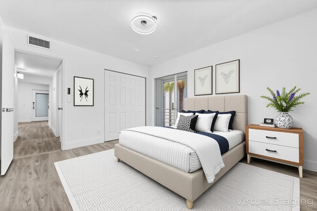 Foto del edificio - 124 Normandy Ln