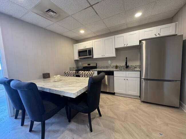Foto del edificio - 1383 Metropolitan Pkwy SW
