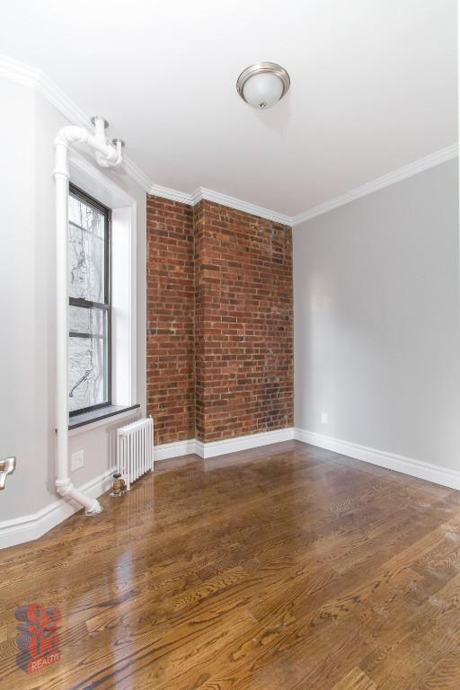 Building Photo - 252 Mott St
