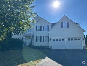 Building Photo - 3 Gooseneck Ln