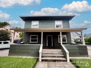Building Photo - 1543 Ferry St