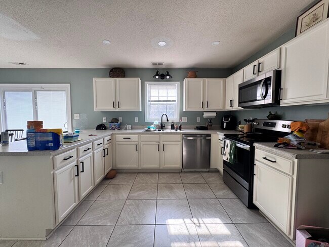 Foto del edificio - 101 Spain Dr