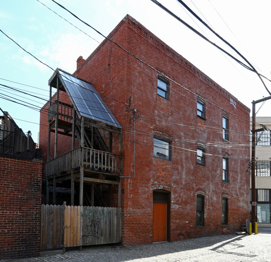 Foto del edificio - 316 Brook Rd