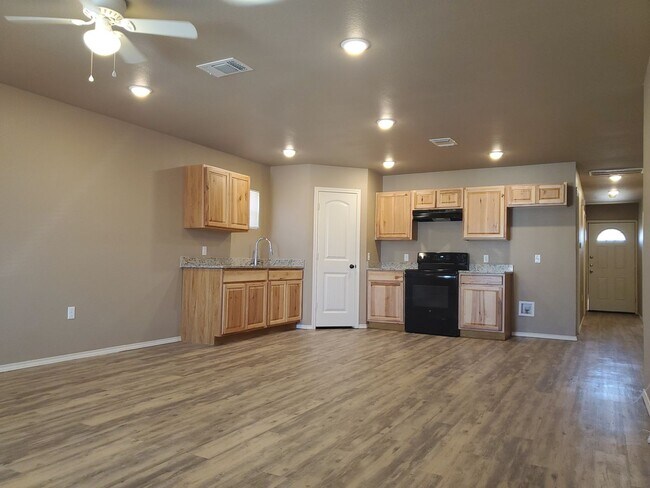 Foto del edificio - 3/2/1 in Northeast Lubbock