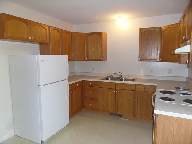 Building Photo - 22684 MO-133