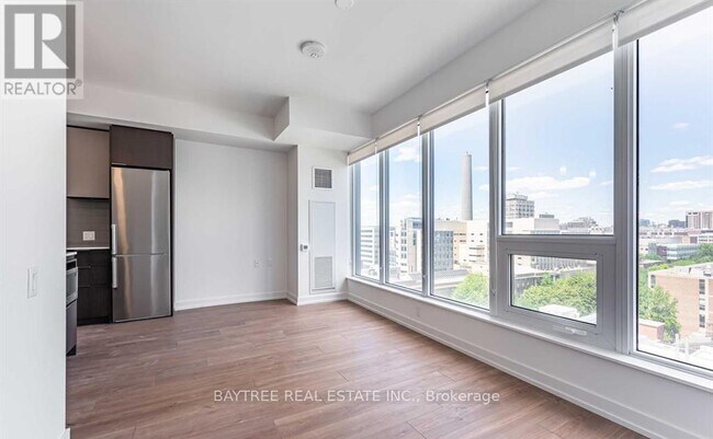 Photo du bâtiment - 203 College St