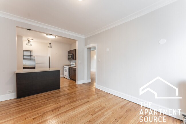 Foto del edificio - 2944 W Schubert Ave