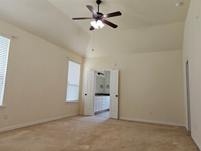 Building Photo - 5551 Twin Rivers Ln
