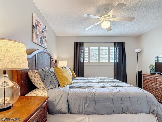 Foto del edificio - 150 Turtle Lake Ct