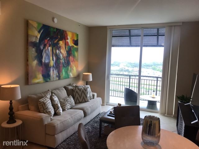 Foto del edificio - 1 br, 1 bath Apartment - 1700 SW 78th Ave