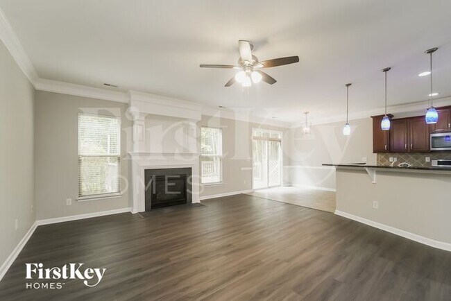 Building Photo - 16004 Long Talon Way