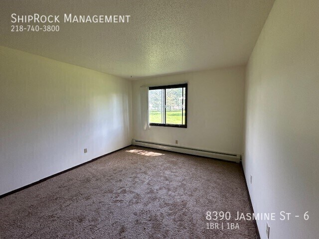 Building Photo - 8390 Jasmine St