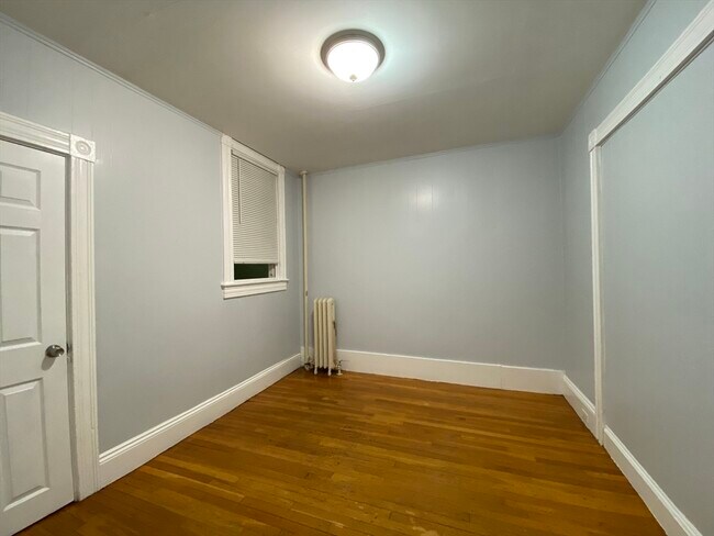 Foto del edificio - 884 Huntington Ave
