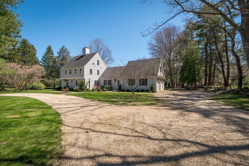 Foto principal - 887 Bay Rd