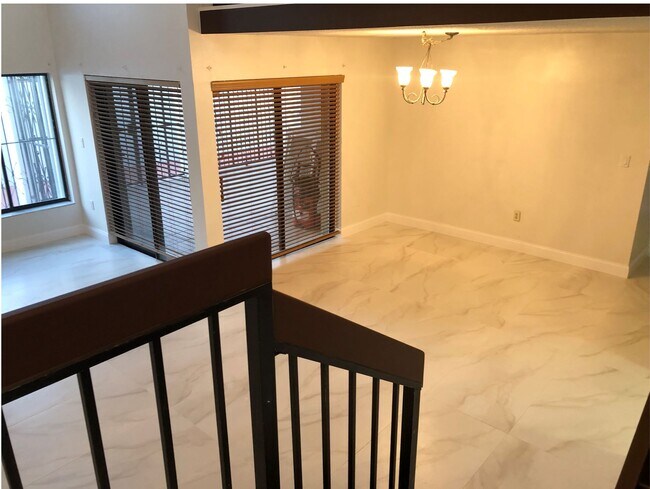 dining room - 1461 SW 124th Ct