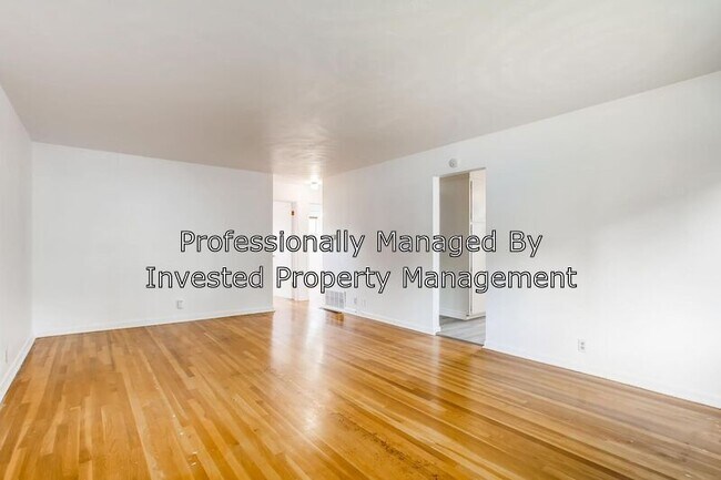 Foto del edificio - 1314 W Crestline Ave