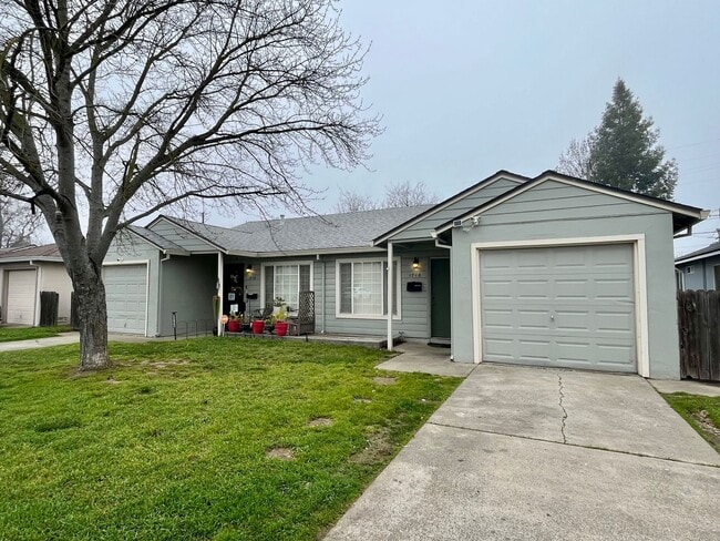 1710-1712 Madrone Avenue - 1710-1712 Madrone Avenue Apartment