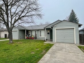 Building Photo - 1710-1712 Madrone Ave