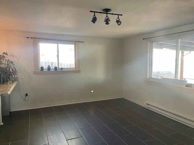 Building Photo - Coming soon!