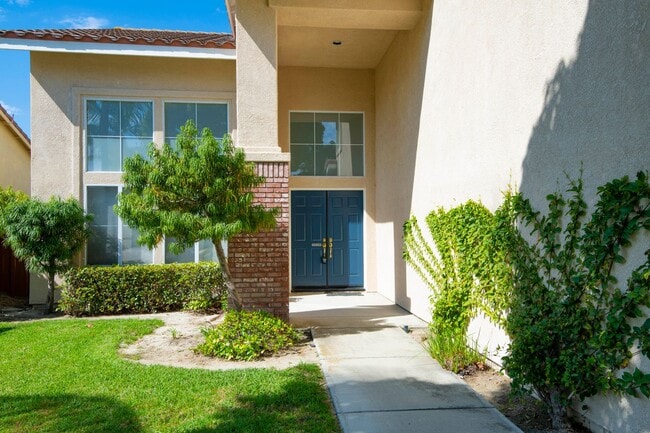 Building Photo - 3829 Via Del Rancho