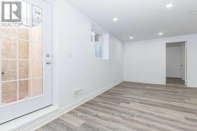 Photo du bâtiment - 146 Goodwin Cres