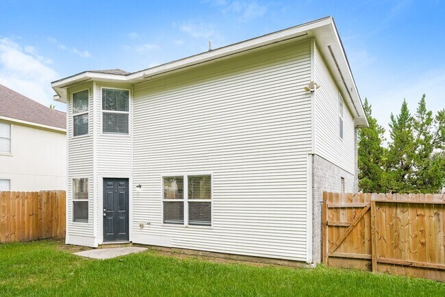 Foto del edificio - 12623 Tracewood Ln