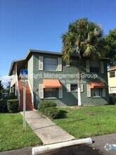 Building Photo - 705 Michigan Ct
