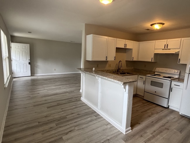 Foto del edificio - Great 2Br 1Ba Dorchester II School District