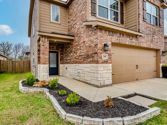 Foto del edificio - 216 Isabel Ln