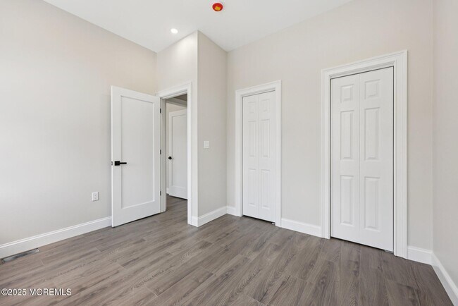 Foto del edificio - 3136 Summit Ave