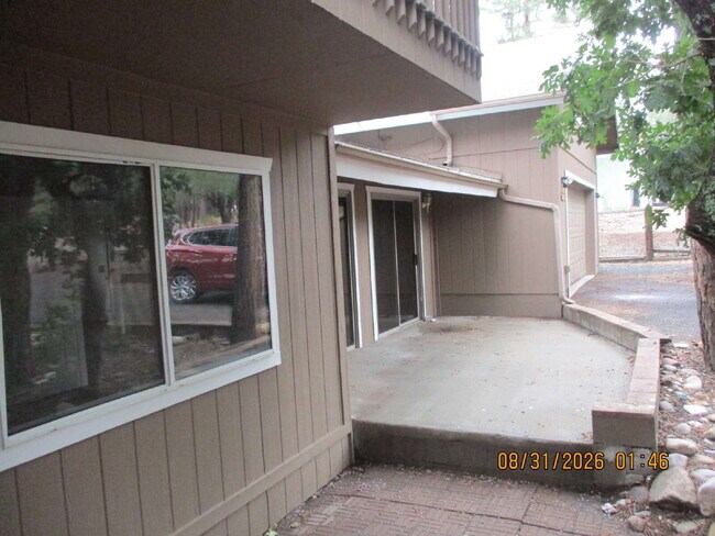 Building Photo - 4353 San Carlos Cir