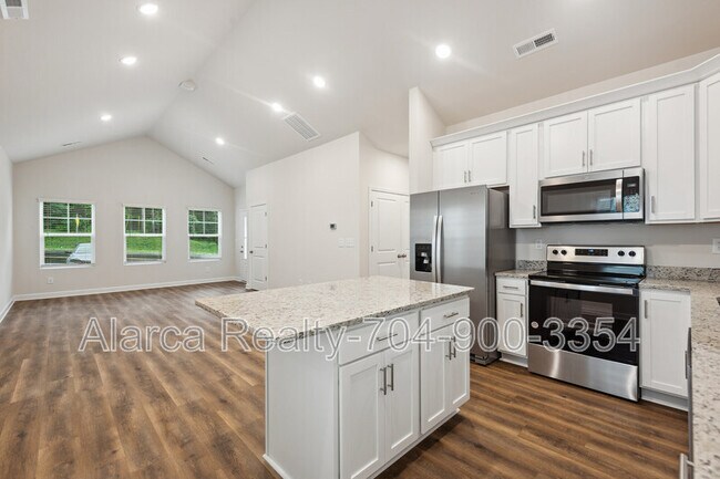 Foto del edificio - 327 W Iredell Ave