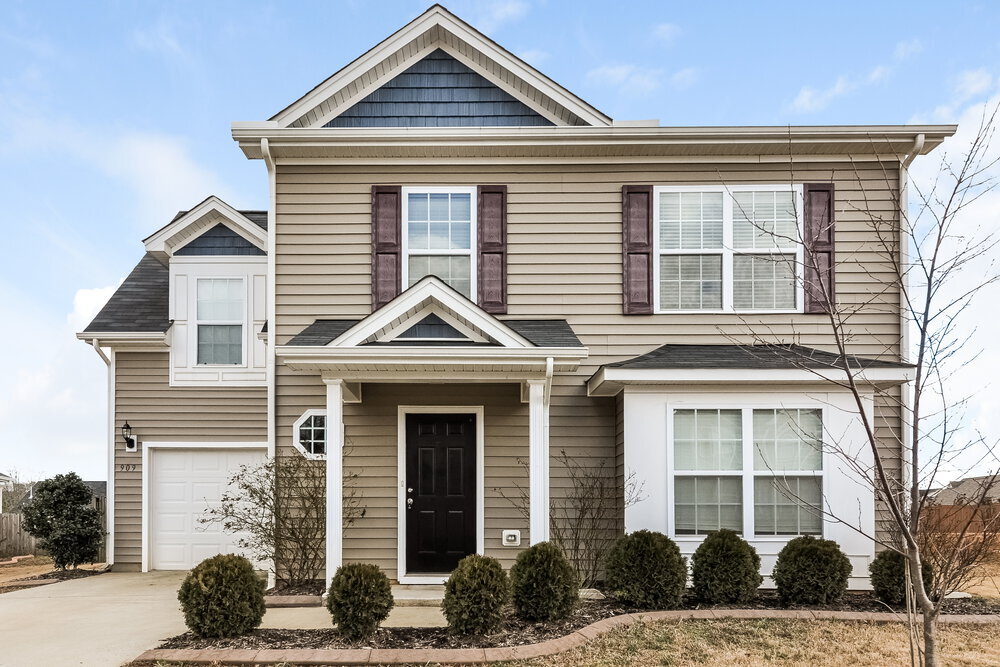 Foto principal - 909 Ribbonleaf Ln