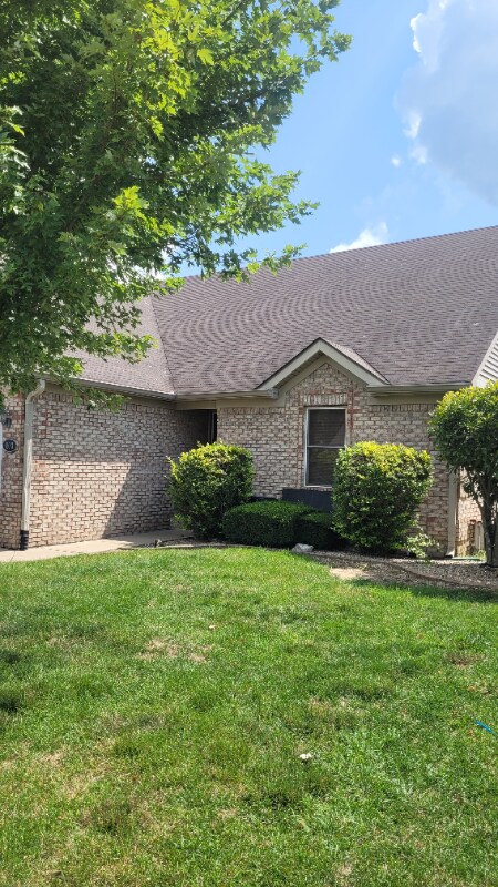 Foto principal - 103 Country Ct